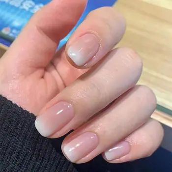 Длинные квадратные накладные ногти Модные градиентные французские кончики ногтей Полное покрытие съемный пресс на ногтях Женщины Девушки